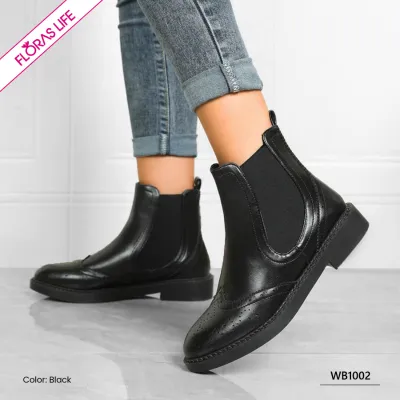 SLEEK STRIDE WOMEN’S BOOT